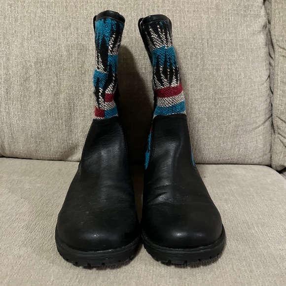 Skechers Womens Mid Calf Multicolor Size 7. - Picture 1 of 6